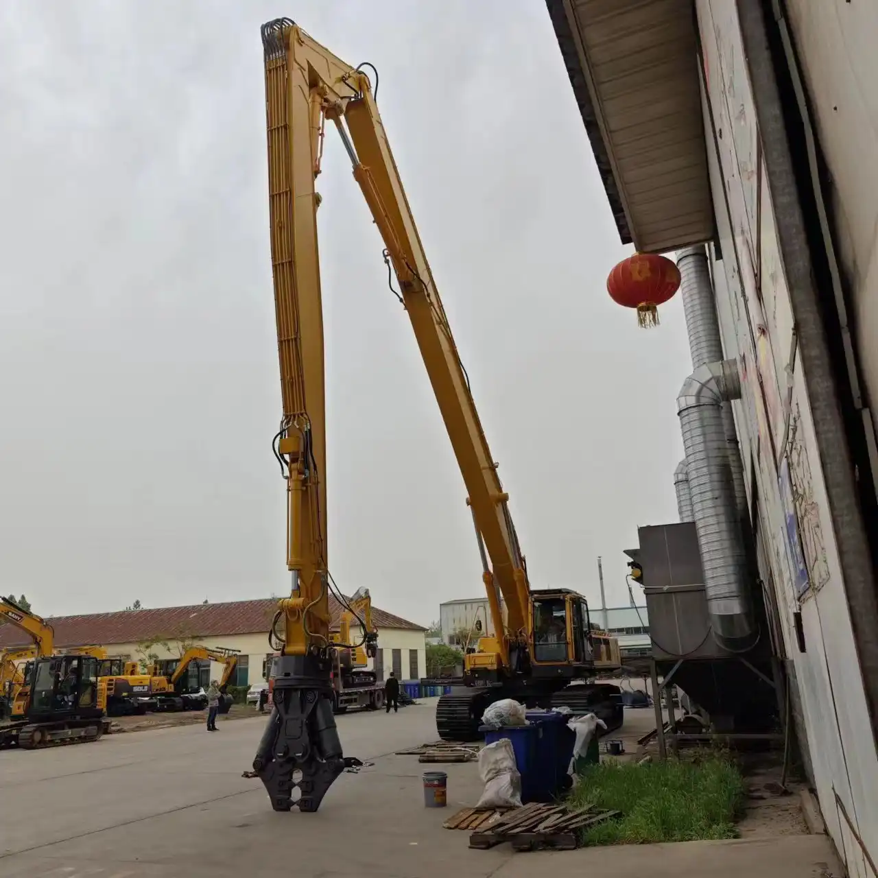 How do three-piece booms affect operator visibility?